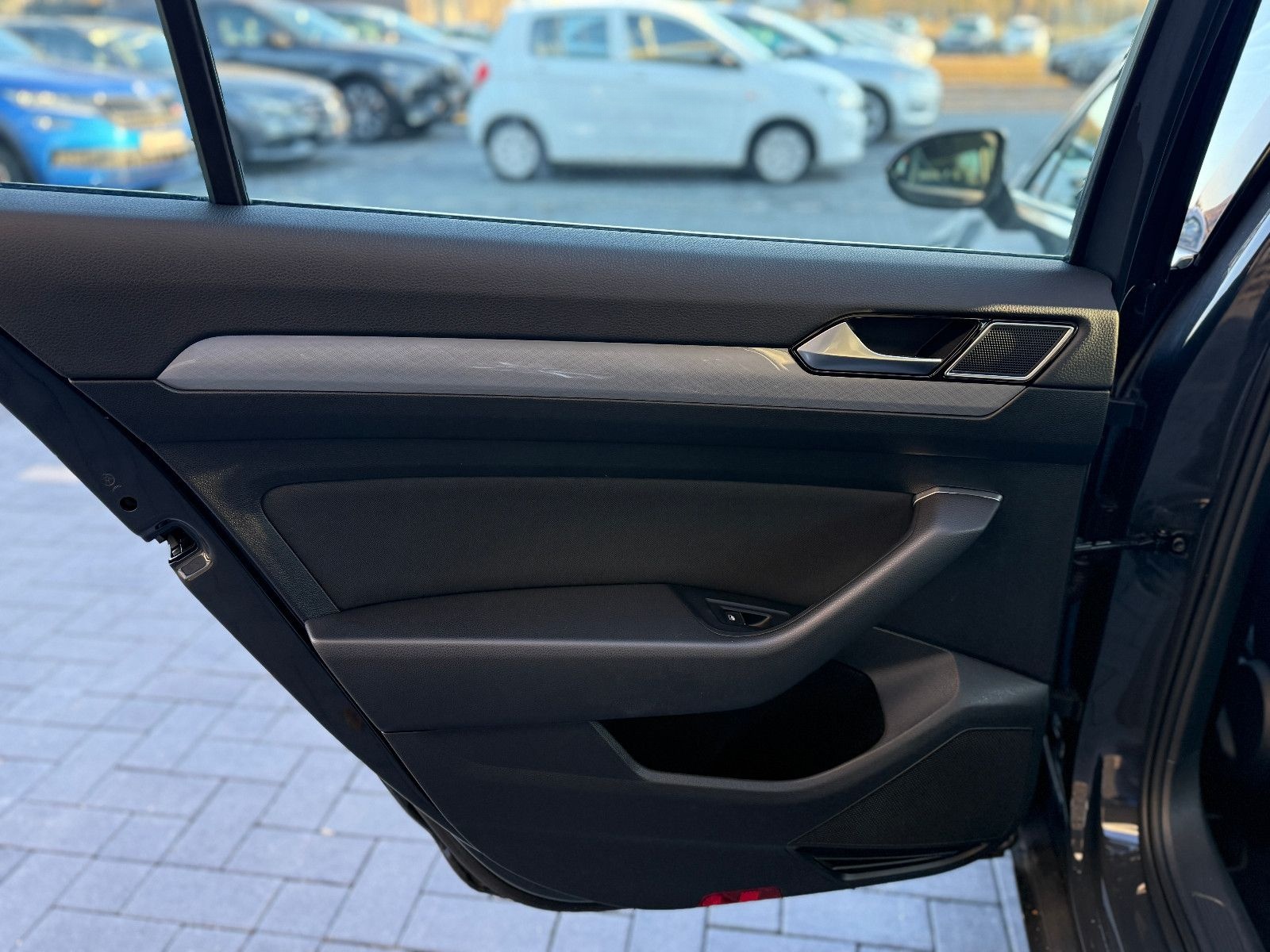 Volkswagen Passat Variant GTE*SHZ*NAVI*KAM*PDC*AHK*LED*ACC foto 19