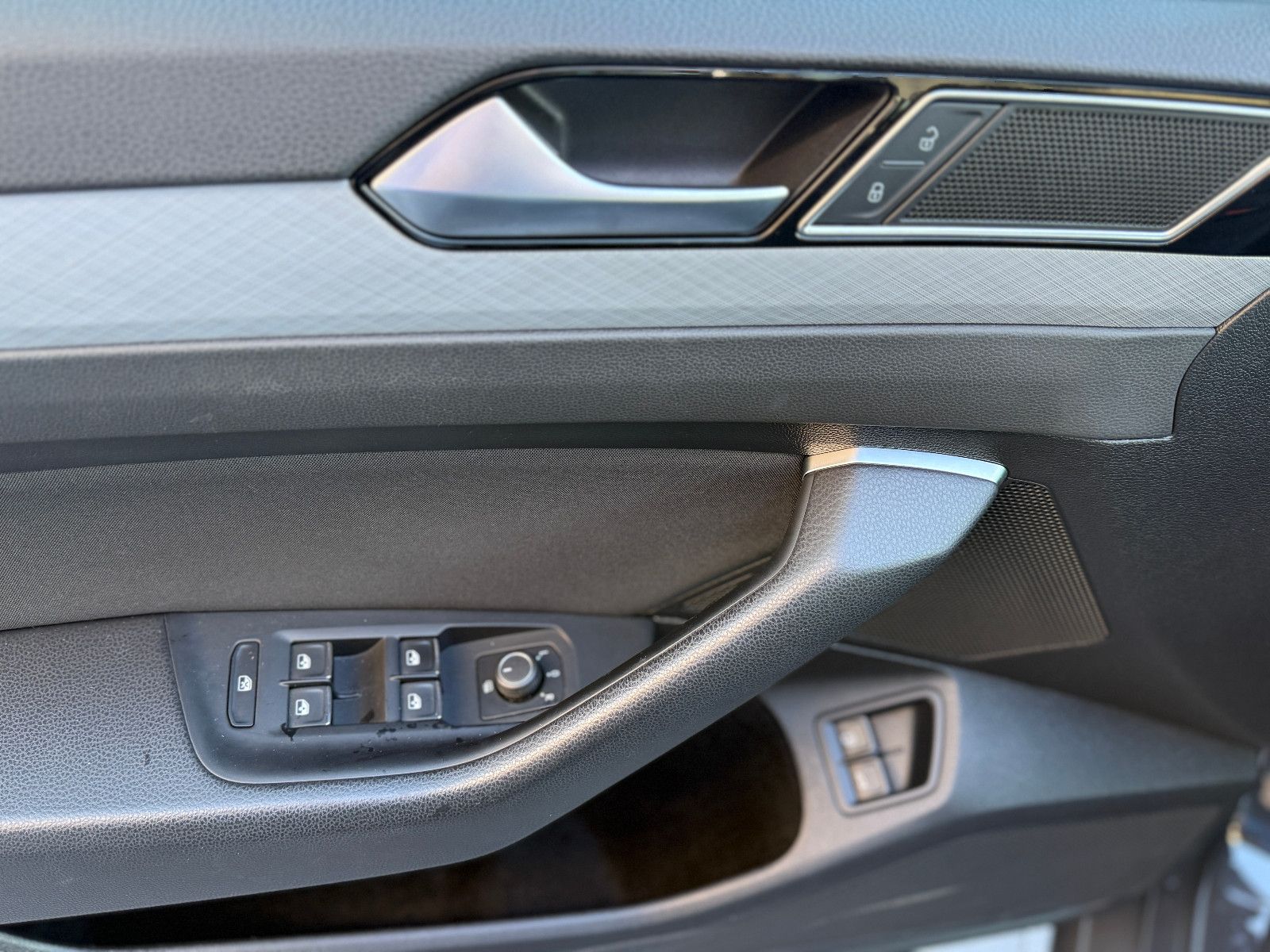 Volkswagen Passat Variant GTE*SHZ*NAVI*KAM*PDC*AHK*LED*ACC foto 24