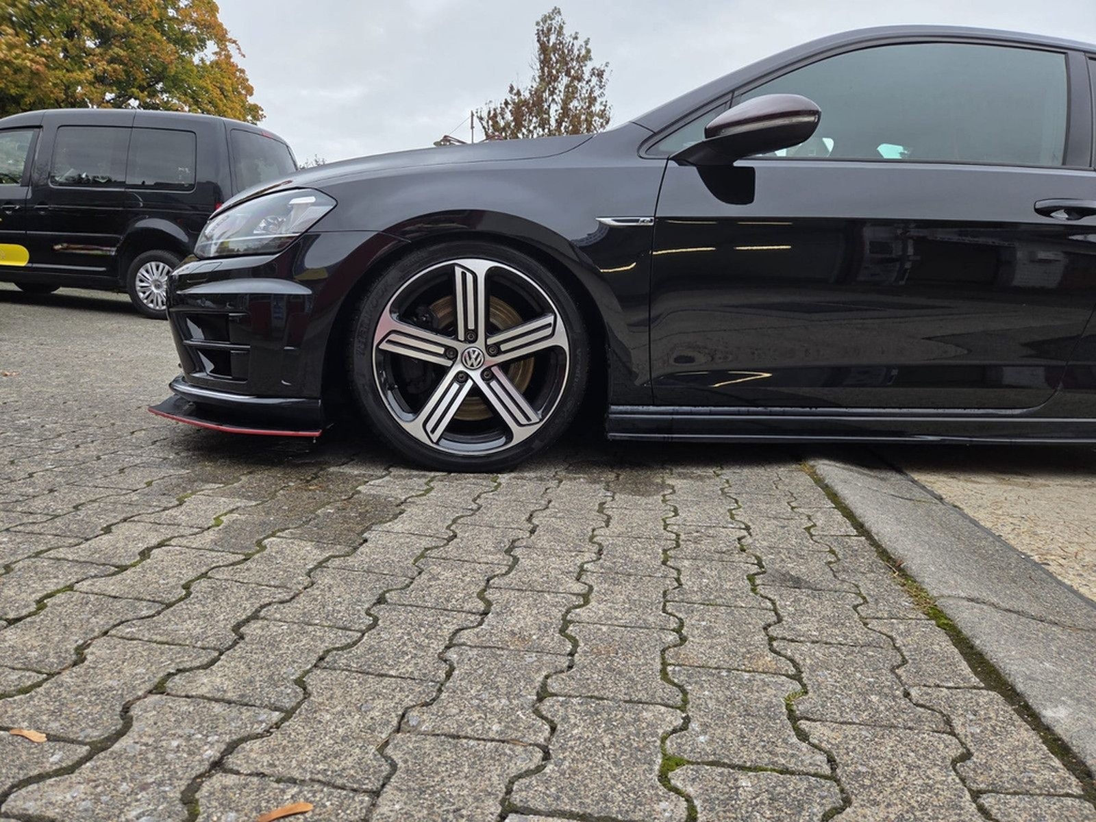 Volkswagen Golf VII R 2.0 TSI 4MOTION  foto 4