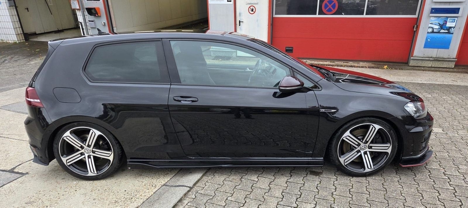 Volkswagen Golf VII R 2.0 TSI 4MOTION  foto 5