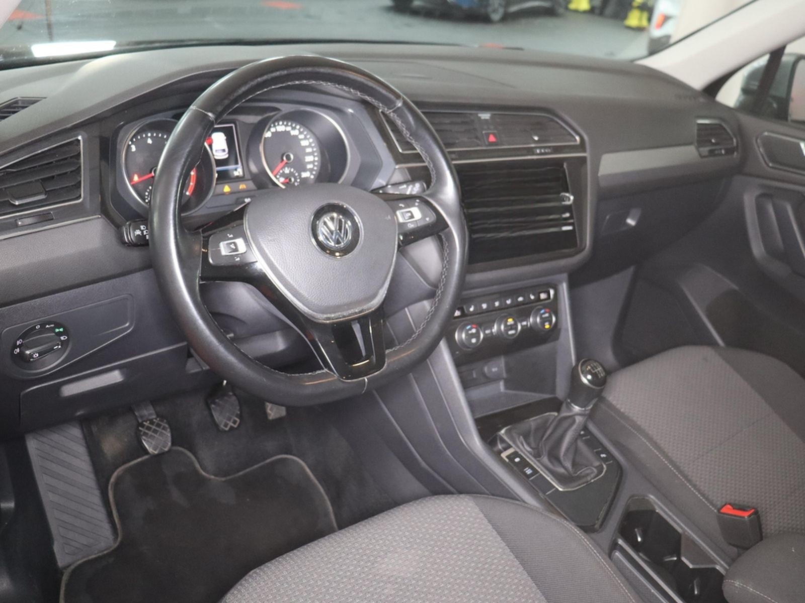 Volkswagen Tiguan Allspace 1.4TSI 237,-ohne Anzahlung AHK 7 foto 4