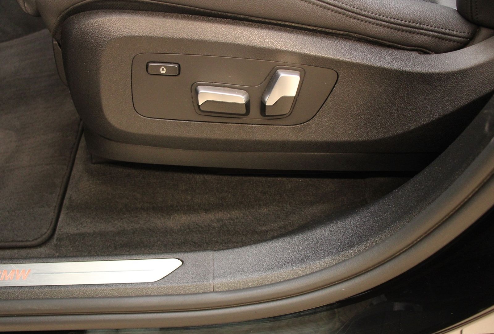 BMW X5 xDrive25d AHK HUD foto 16