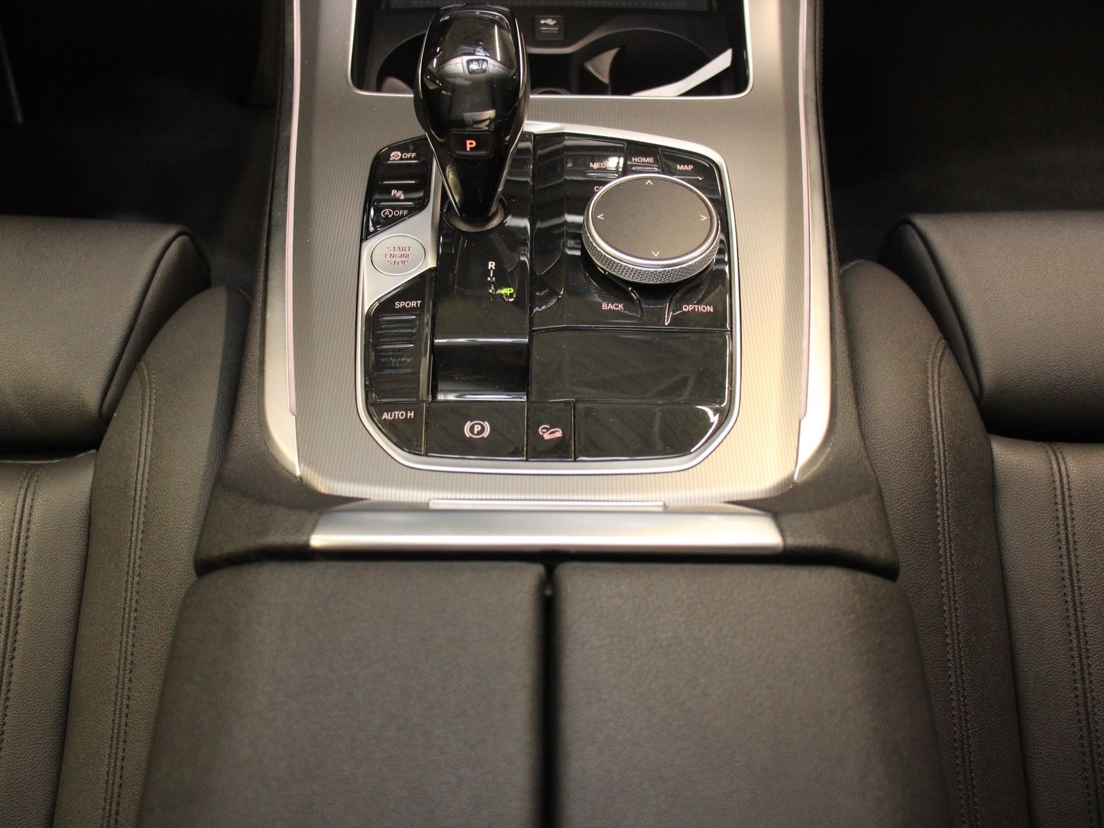 BMW X5 xDrive25d AHK HUD foto 17