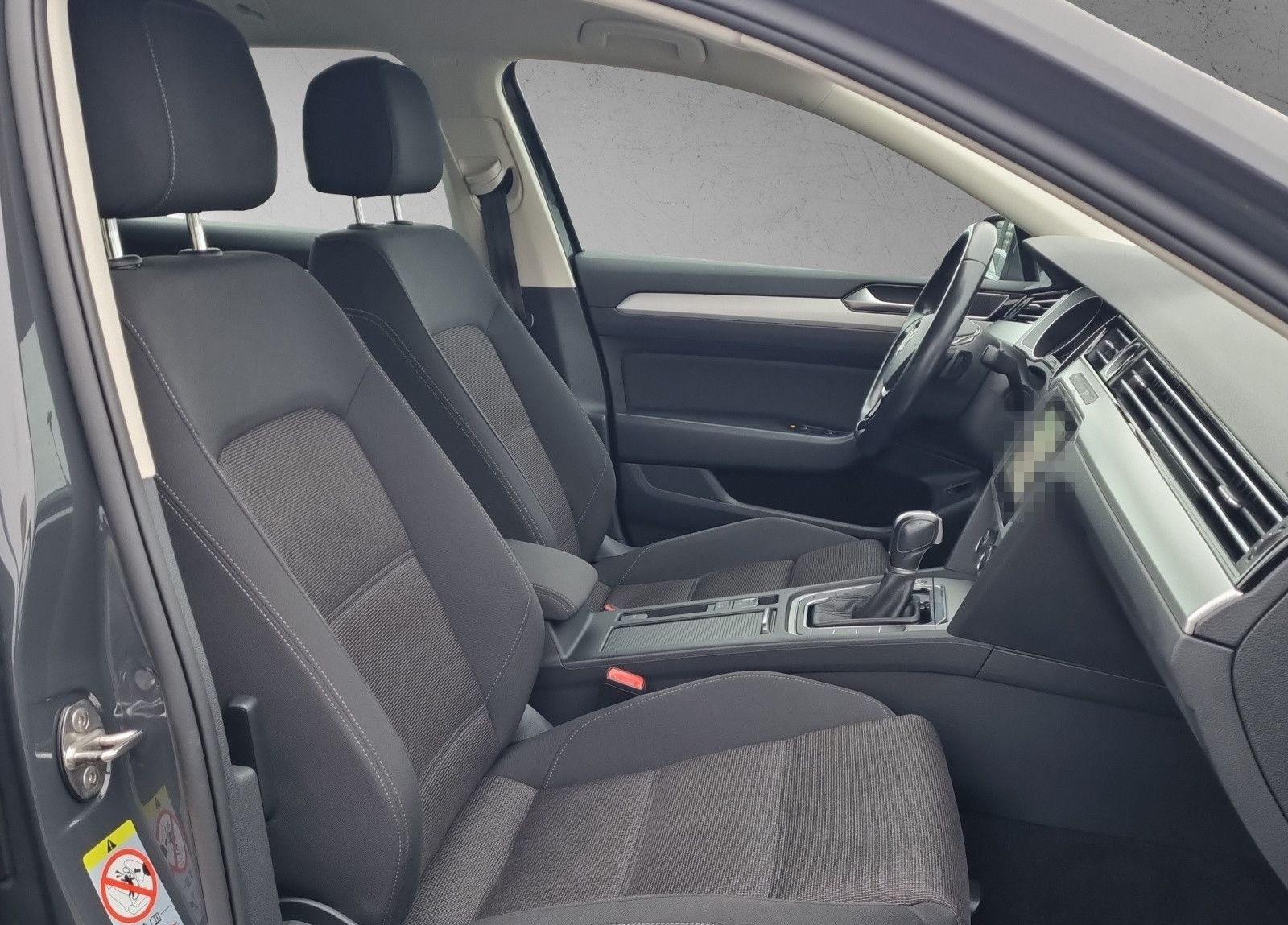 Volkswagen Passat Variant Comfortline 1,5 TSI DSG ACC Navi foto 11