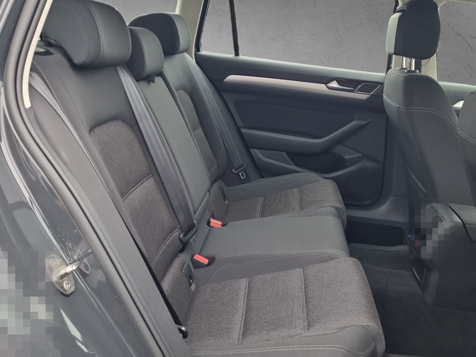 Volkswagen Passat Variant Comfortline 1,5 TSI DSG ACC Navi foto 14