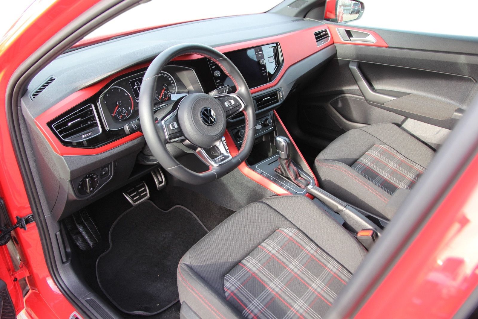 Volkswagen Polo VI GTI DSG/ Navi/ACC/ PDC/1.Hand foto 8