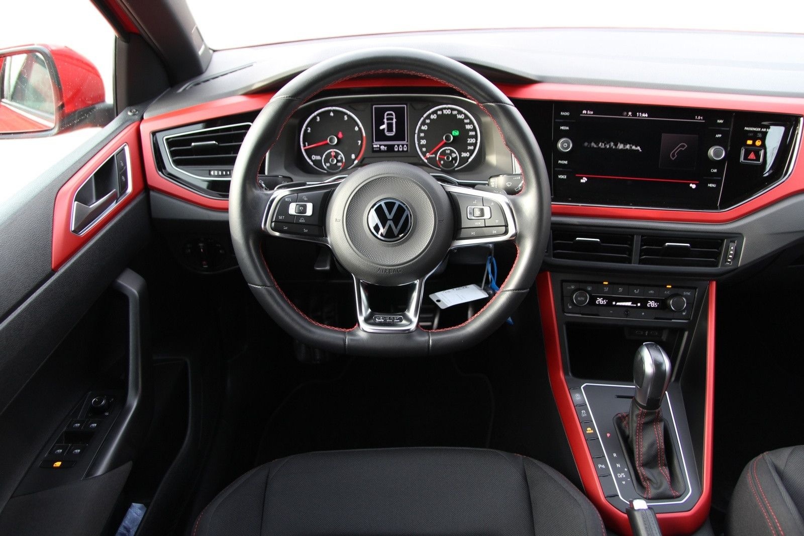 Volkswagen Polo VI GTI DSG/ Navi/ACC/ PDC/1.Hand foto 9