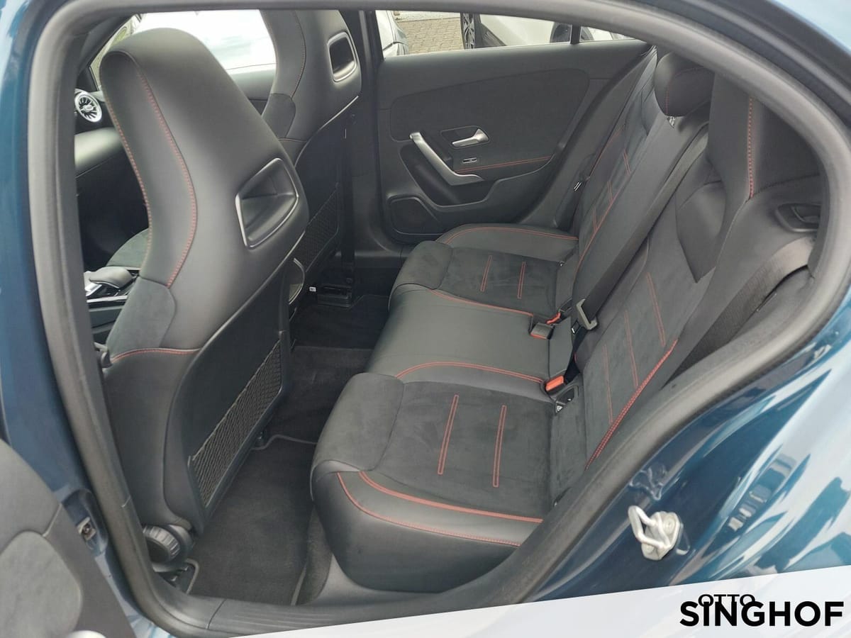 Mercedes-Benz A 250 4matic AMG Pano+Night+LED+Rü Kam+Ambiente+ foto 12