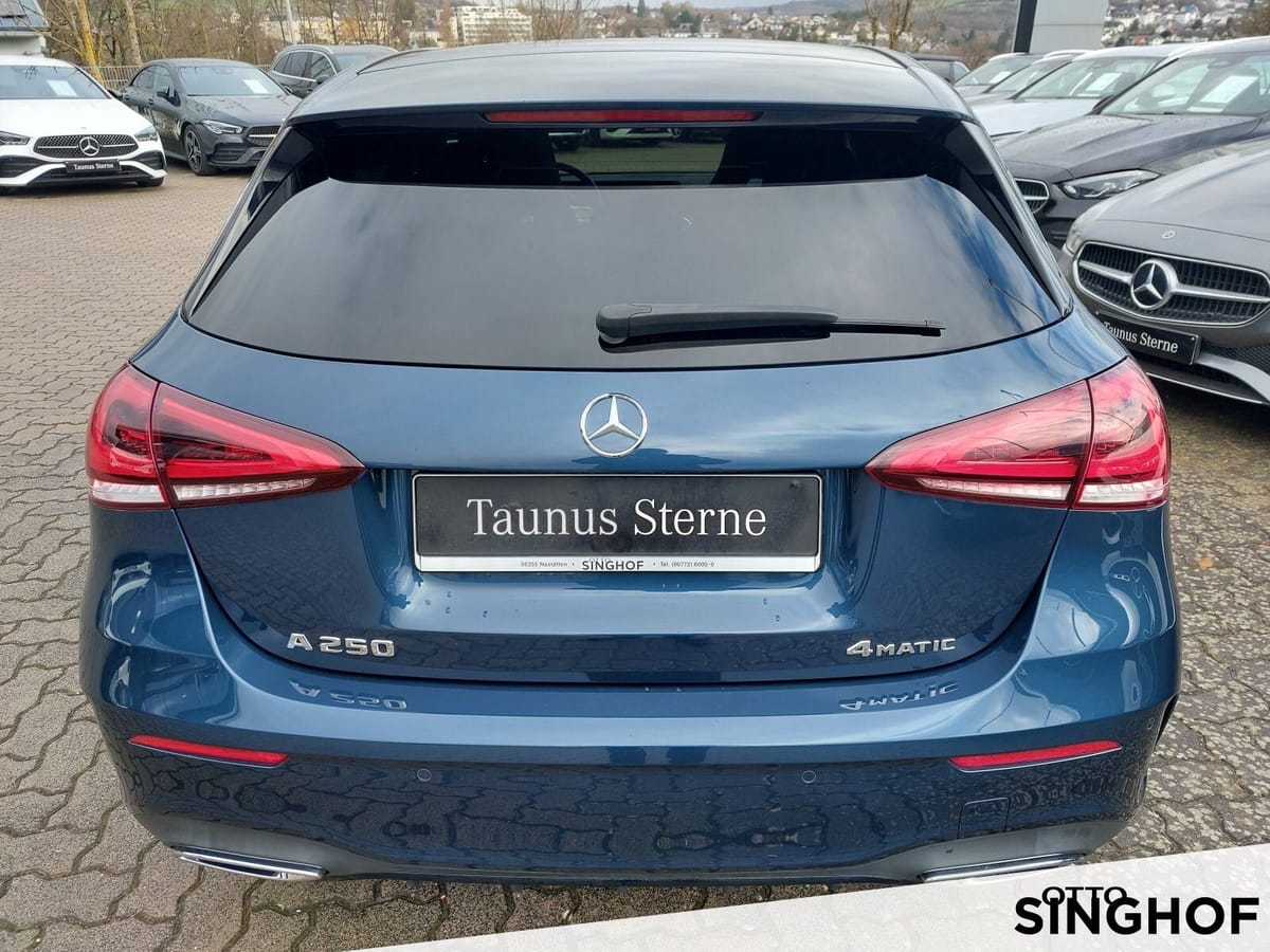 Mercedes-Benz A 250 4matic AMG Pano+Night+LED+Rü Kam+Ambiente+ foto 3