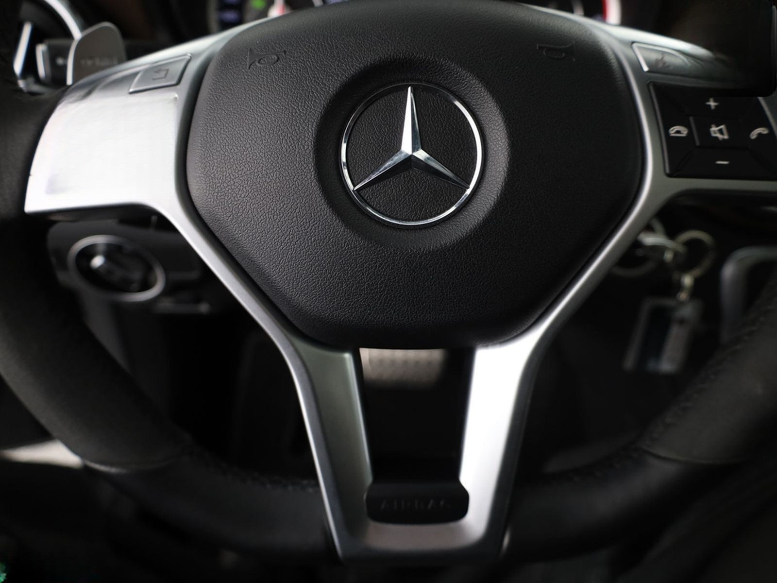 Mercedes-Benz GLA 45 AMG 4M EXKLUSIV KAMERA,COMAND,MEMORY,PANO foto 14