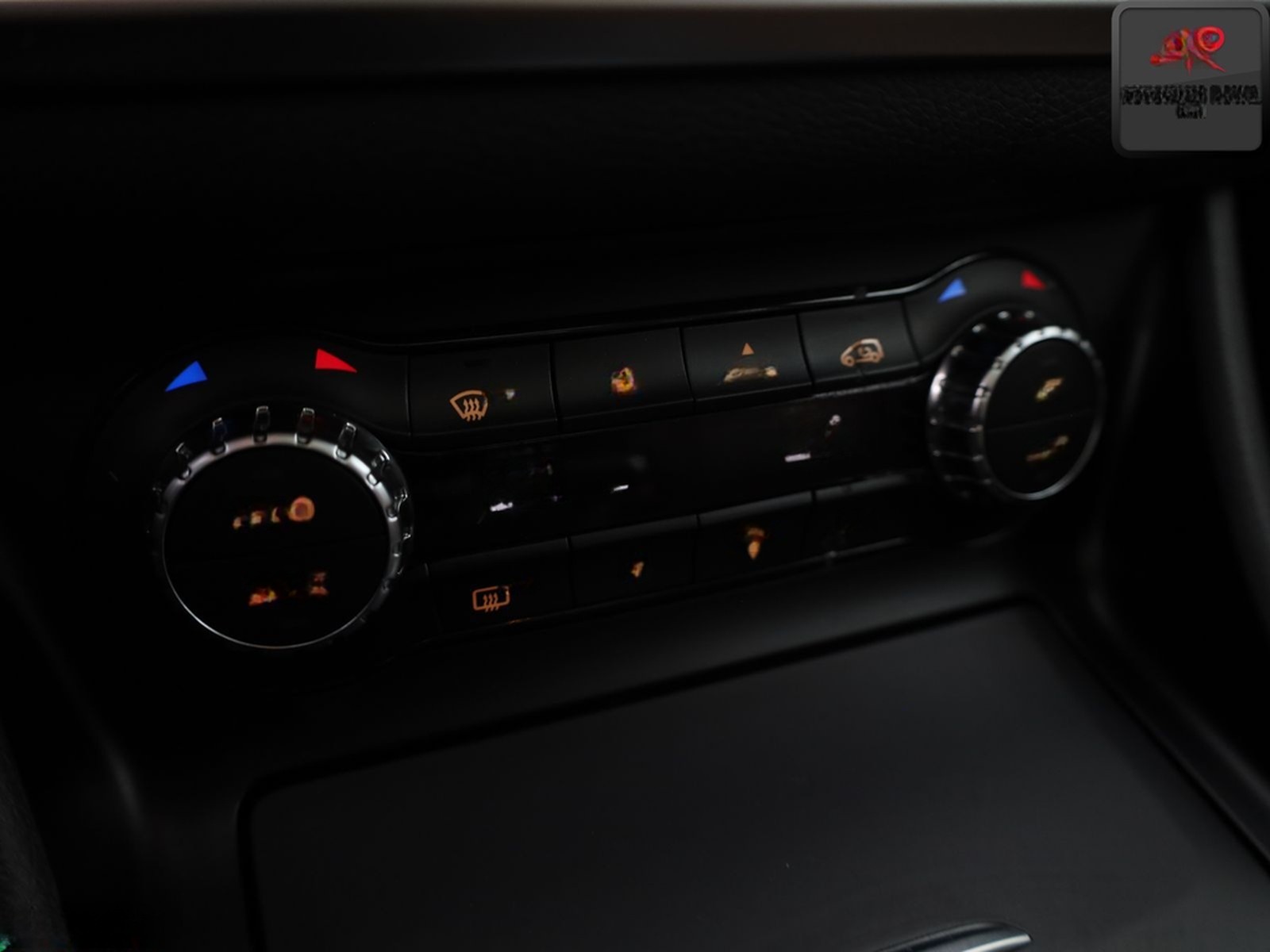 Mercedes-Benz GLA 45 AMG 4M EXKLUSIV KAMERA,COMAND,MEMORY,PANO foto 20