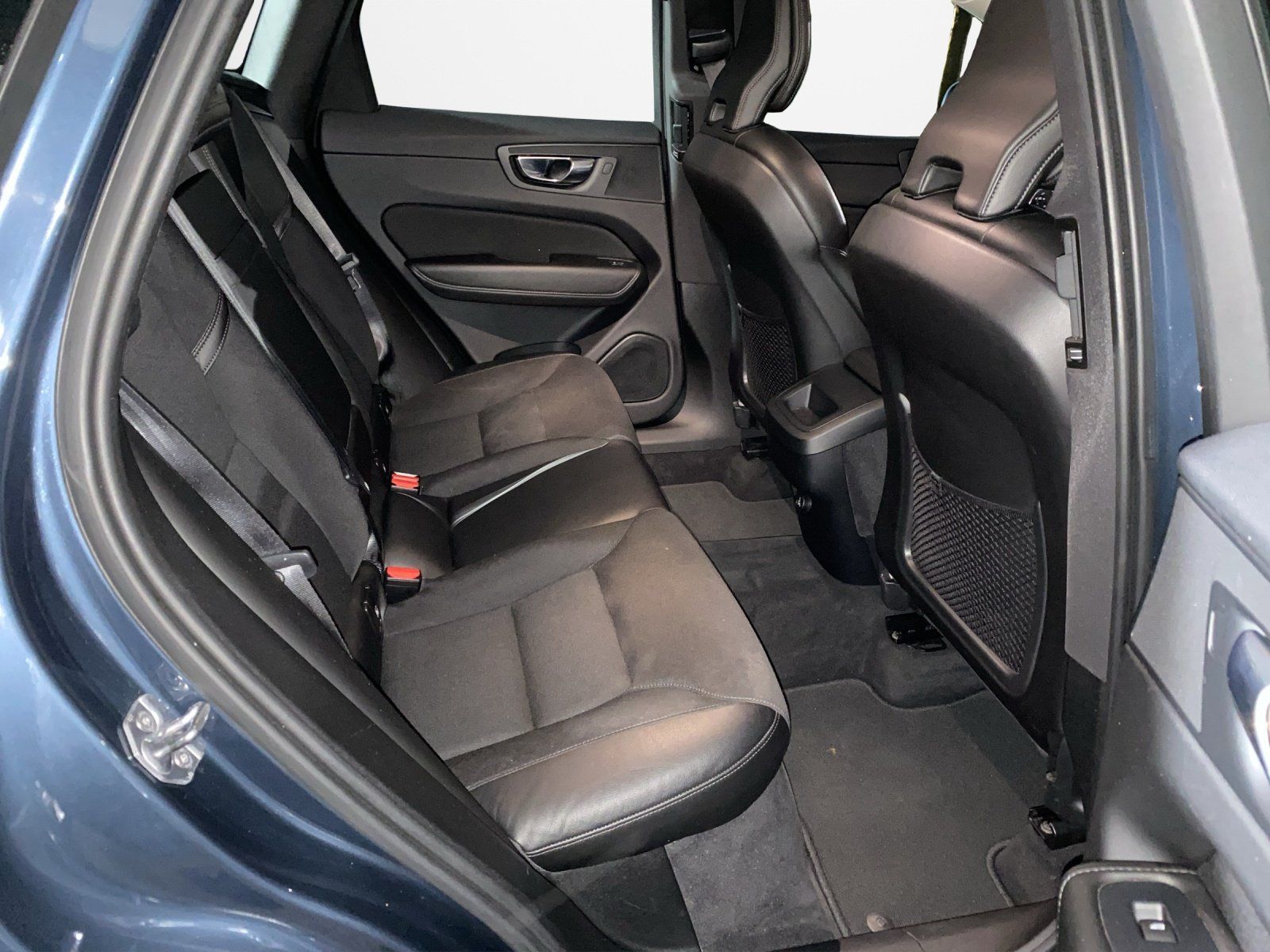 Volvo XC60 T4 Momentum ACC+LED+Navi+SHZ+Winterp.+LM foto 13