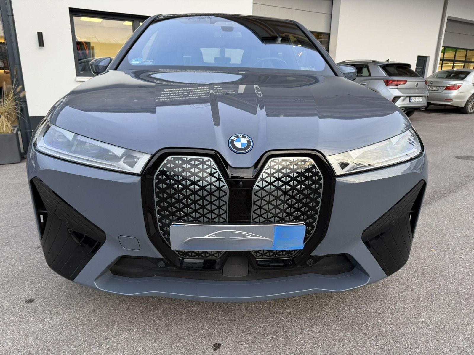 BMW iX 50 xDrive Sport22"Alu Pano SoftCloseTüren AHK foto 2