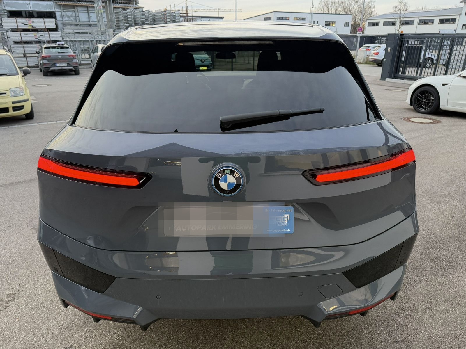 BMW iX 50 xDrive Sport22"Alu Pano SoftCloseTüren AHK foto 4