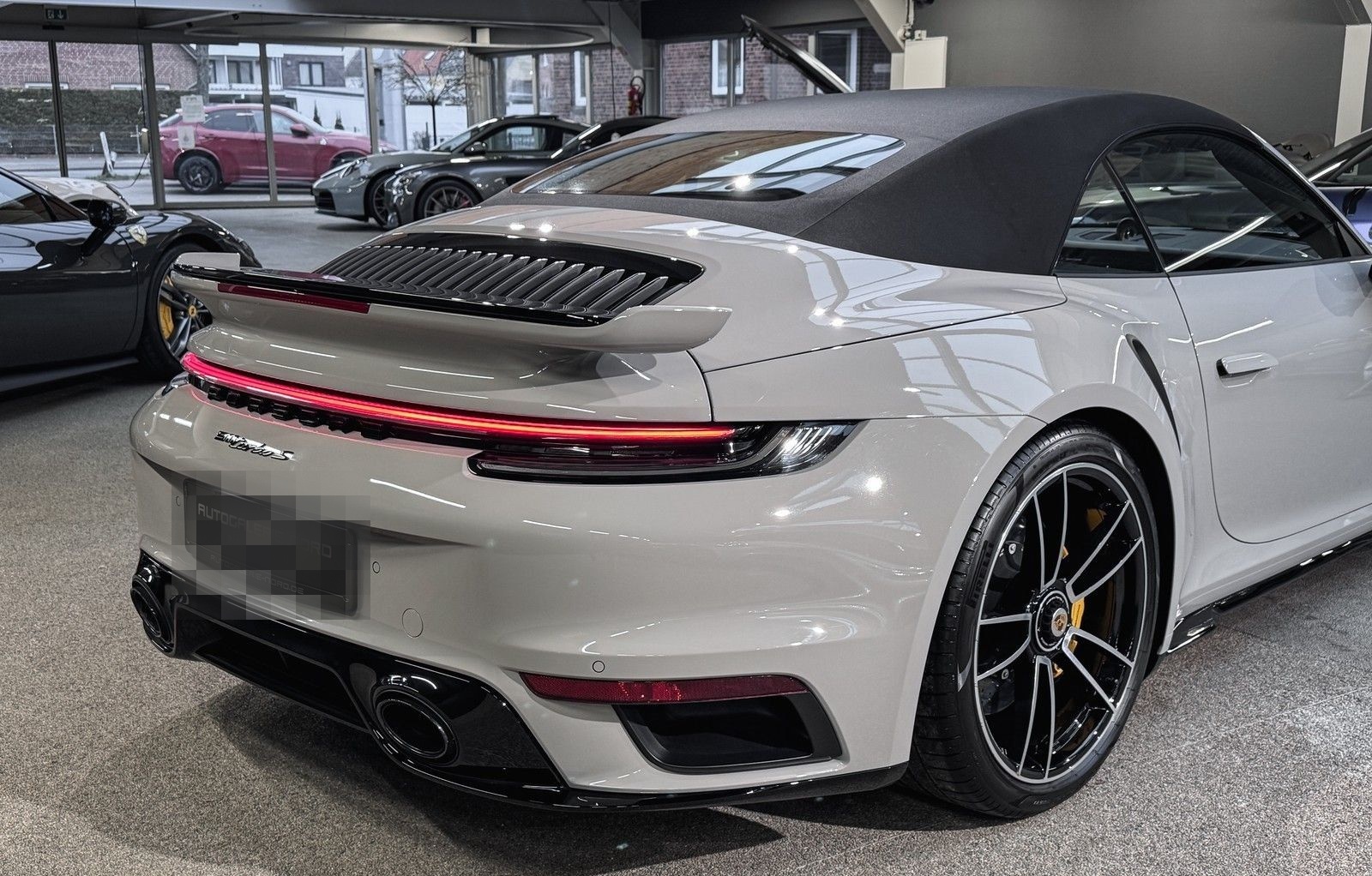 Porsche 911 Turbo S Cabrio AeroKit+Burmester+Carbon foto 7