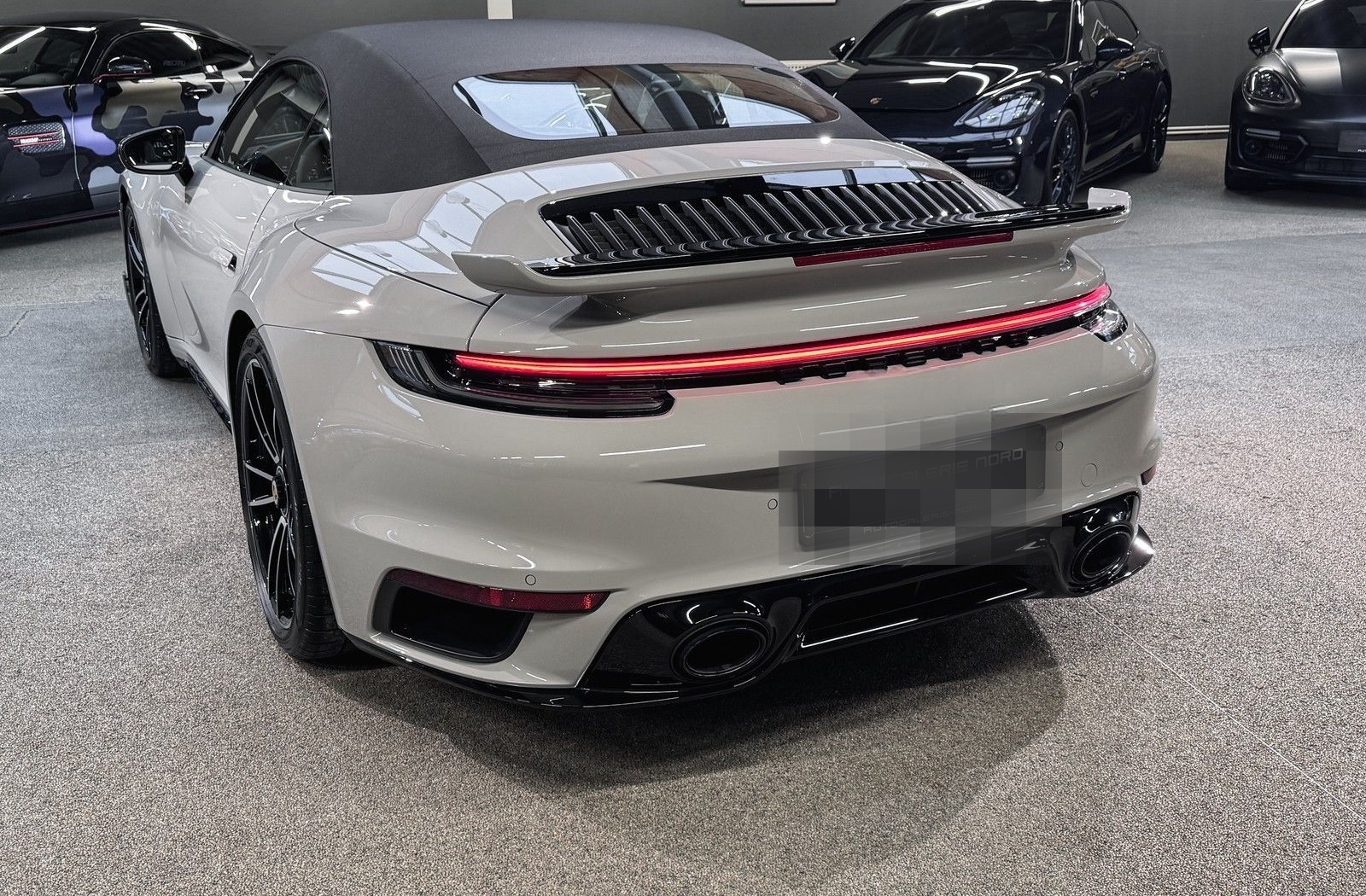Porsche 911 Turbo S Cabrio AeroKit+Burmester+Carbon foto 10