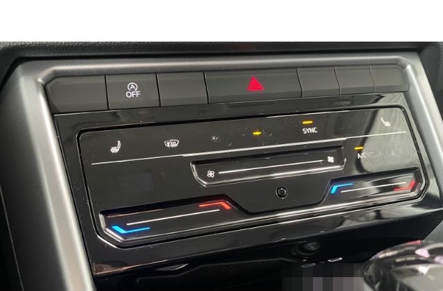 Volkswagen T-Roc Prime 1.5 TSI Navi Keyless LED Kamera ACC  foto 23