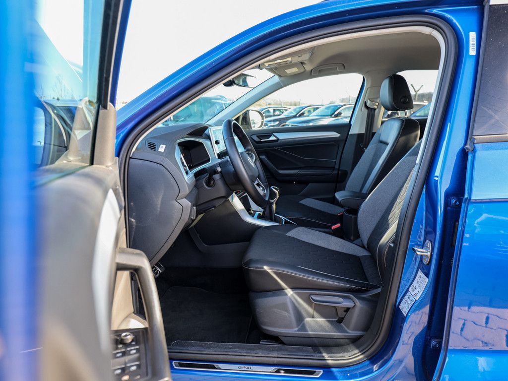 Volkswagen T-Roc Goal 1.0 l TSI ACC LED NAVI SPURH. SPURW. foto 12