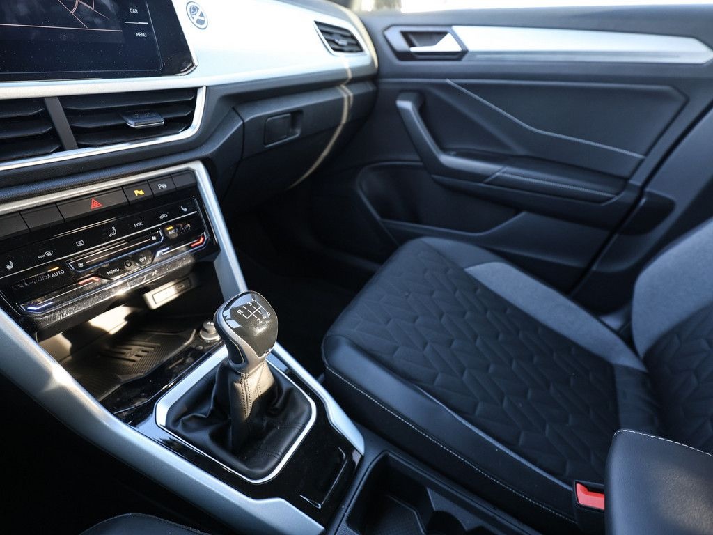 Volkswagen T-Roc Goal 1.0 l TSI ACC LED NAVI SPURH. SPURW. foto 17