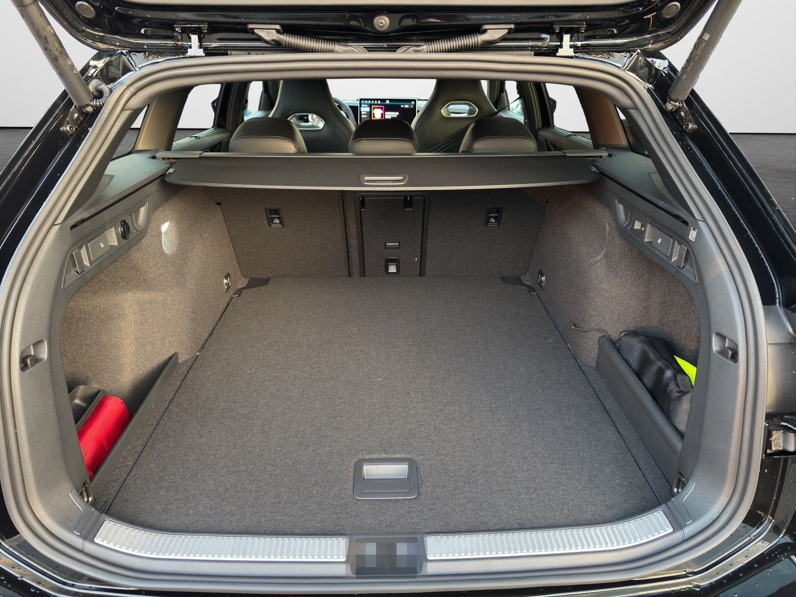 Volkswagen Passat Variant 2.0 TDI DSG 4M R-Line  HeadUp Pan foto 13