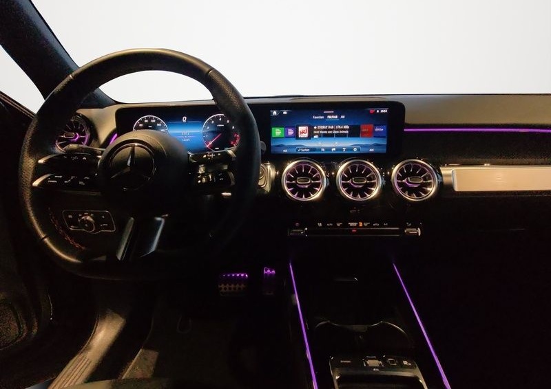 Mercedes-Benz GLB 200 AMG NIGHT MULTIBEAM AHK 360° AMBIENTE foto 16