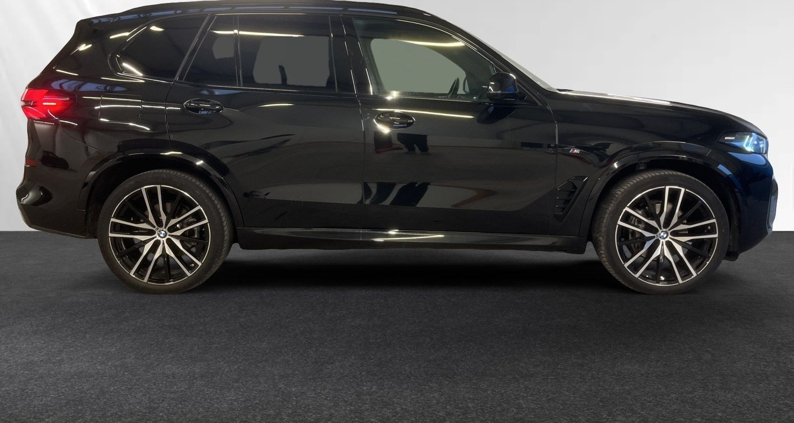 BMW X5 xDrive30d M Sport|AHK|Head-Up|22"LMR foto 2