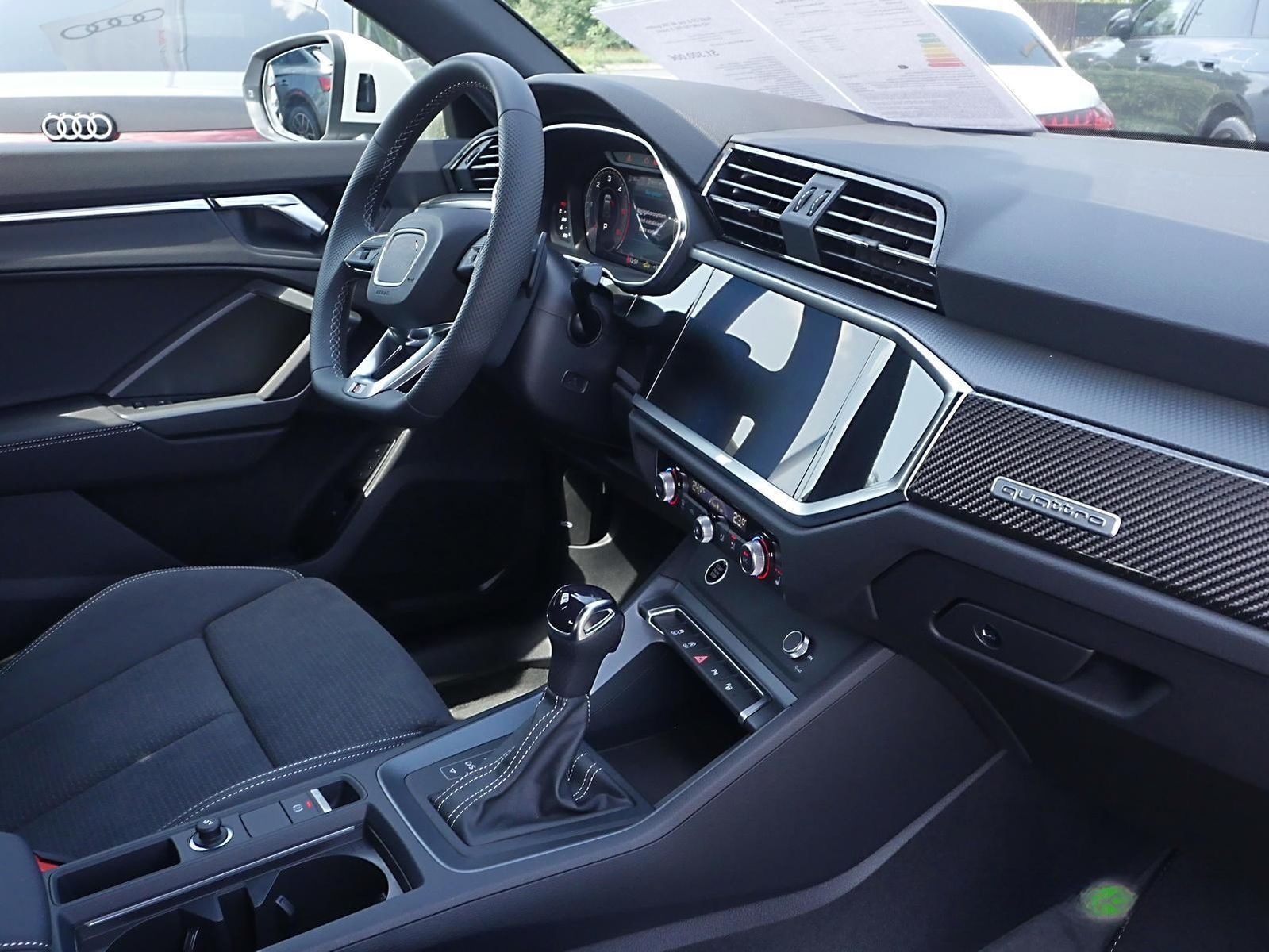 Audi Q3 S line 40 TDI qu. 142kW S tronic AHK Pano foto 4