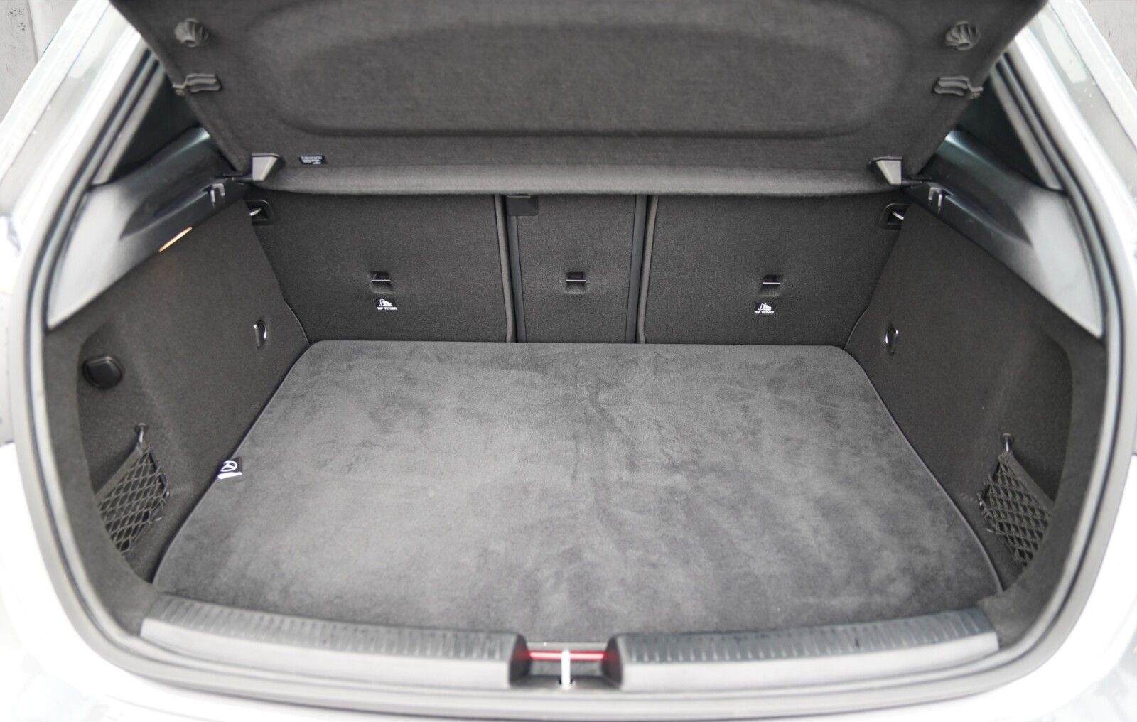 Mercedes-Benz A 250 e Kompaktlimousine Prog. Distronic Panoram foto 11