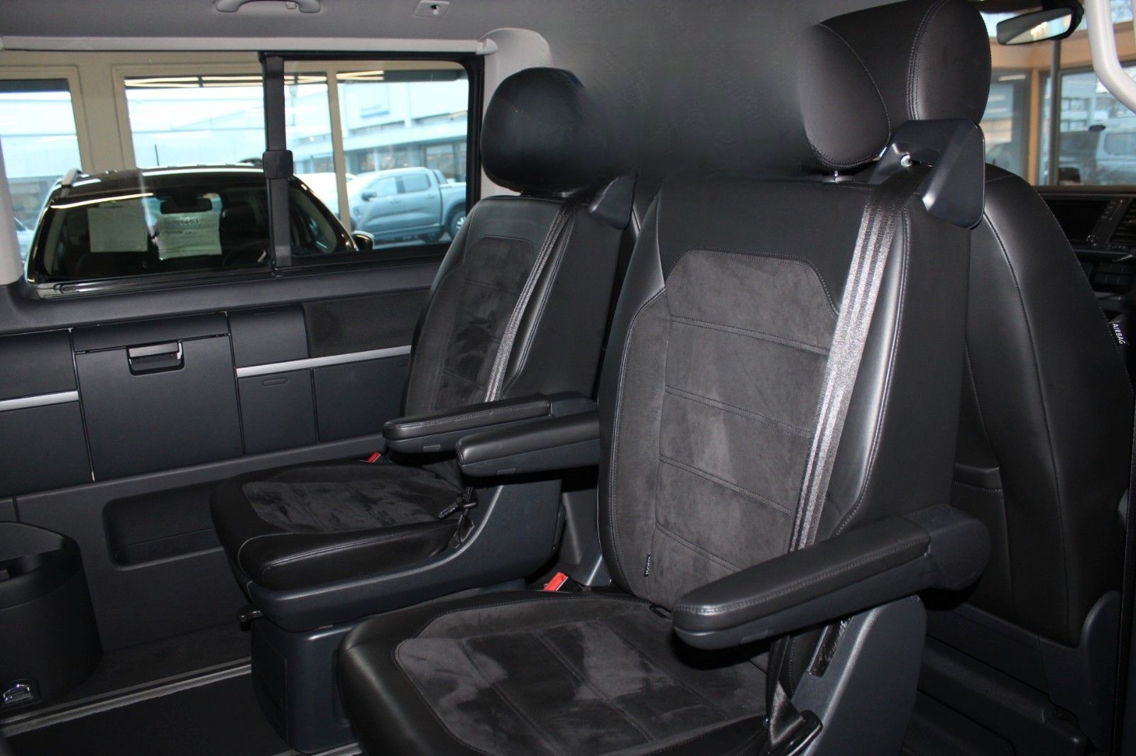 Volkswagen T6 Multivan 2.0 TDi DSG Comfortline 7-Sitze AHK foto 13