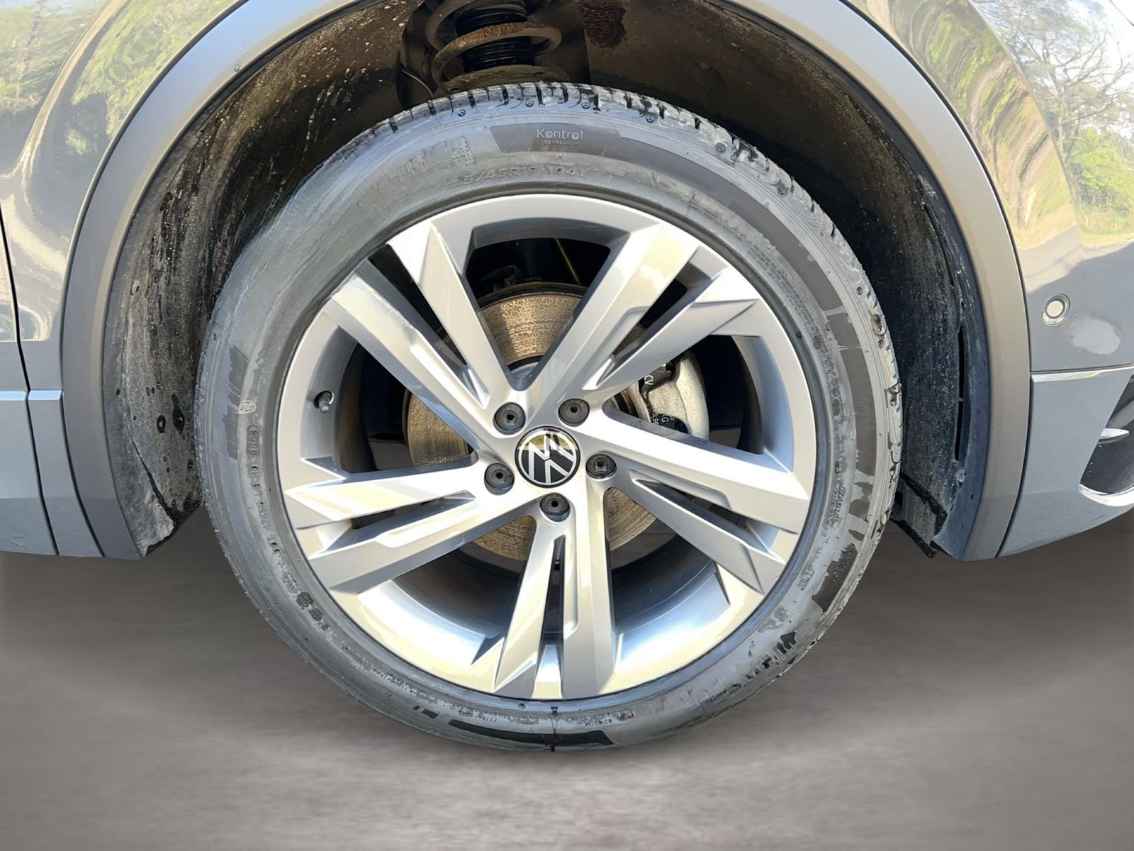 Volkswagen Tiguan 2.0 TDI R-line Matrix|CarPlay|AHK|Pano|SD foto 6