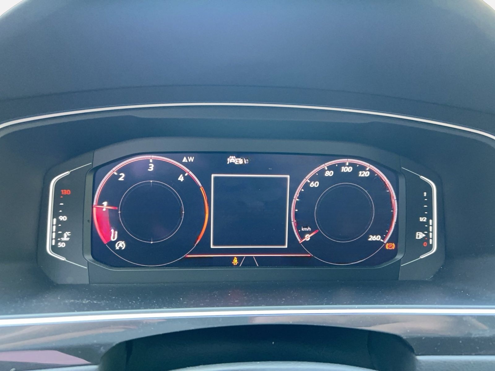 Volkswagen Tiguan 2.0 TDI R-line Matrix|CarPlay|AHK|Pano|SD foto 9