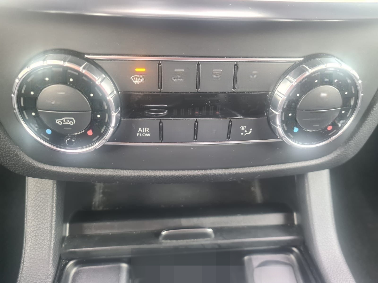 Mercedes-Benz ML 350  BlueTec AMG LINE foto 18