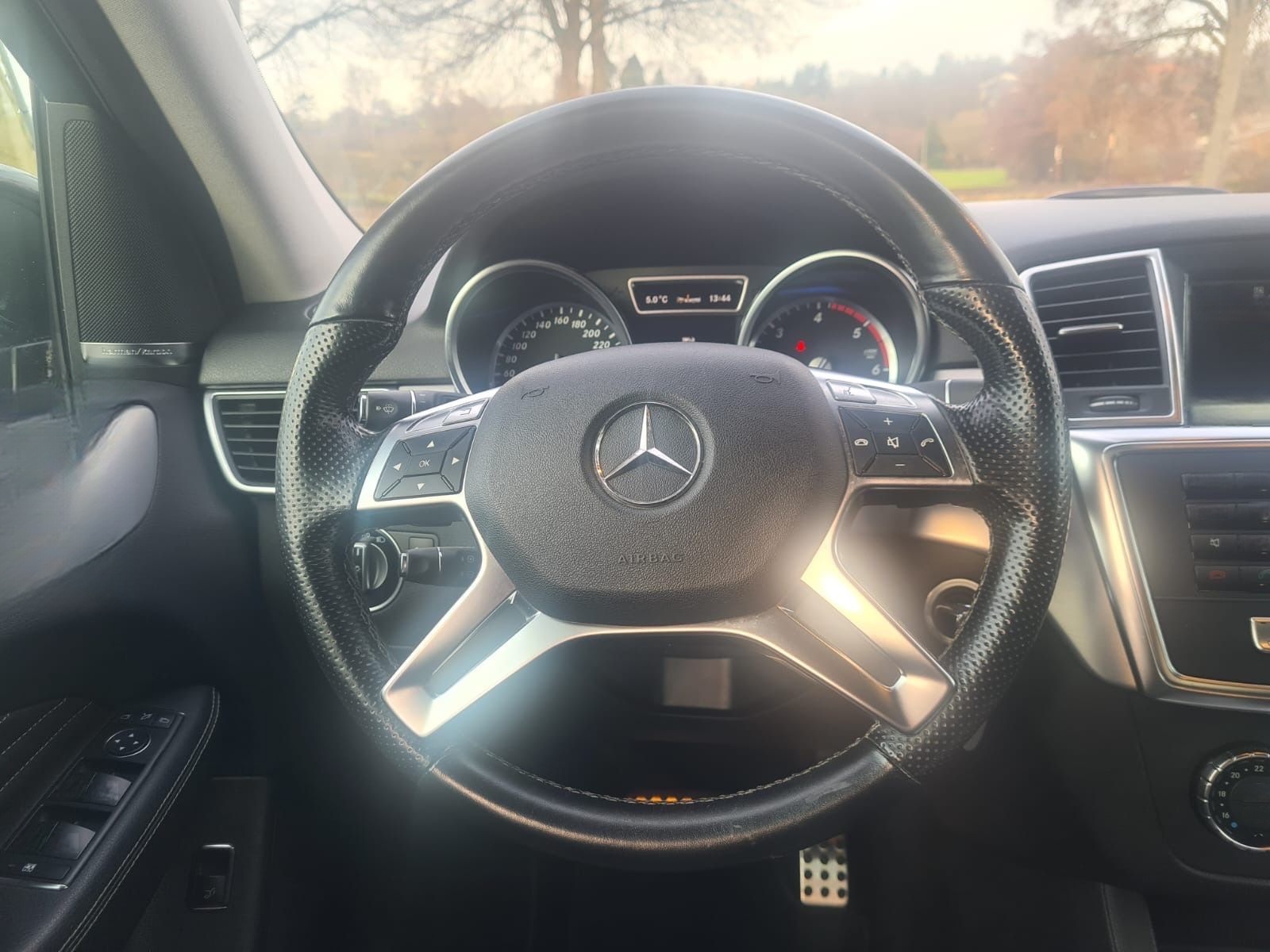 Mercedes-Benz ML 350  BlueTec AMG LINE foto 20