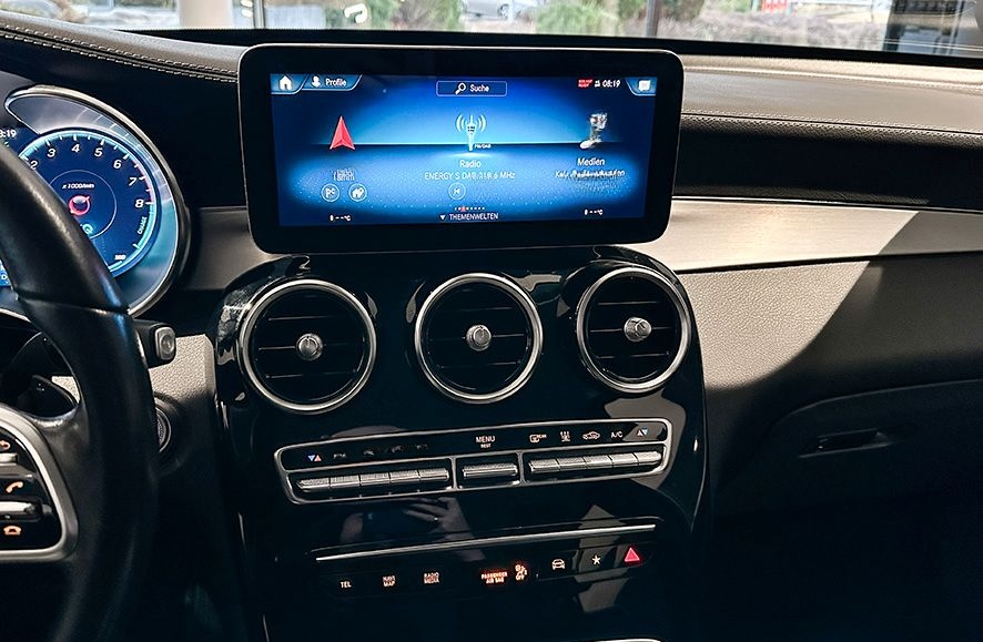 Mercedes-Benz GLC 300 e 4M EXCLUSIVE+OFFROAD+MULTIB+AHK+DISTR foto 13