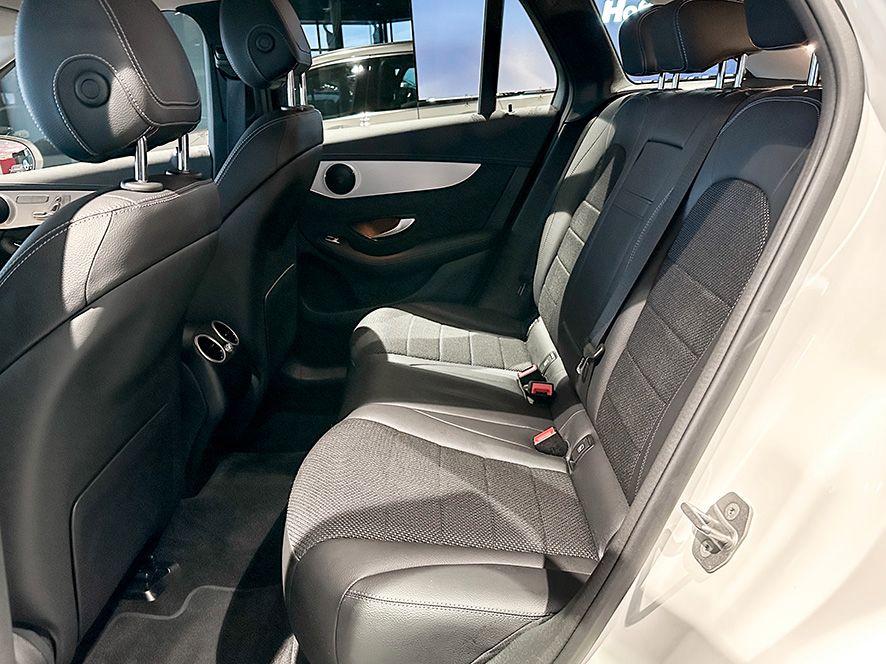 Mercedes-Benz GLC 300 e 4M EXCLUSIVE+OFFROAD+MULTIB+AHK+DISTR foto 15