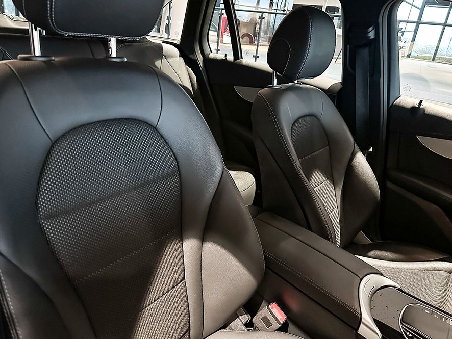 Mercedes-Benz GLC 300 e 4M EXCLUSIVE+OFFROAD+MULTIB+AHK+DISTR foto 16