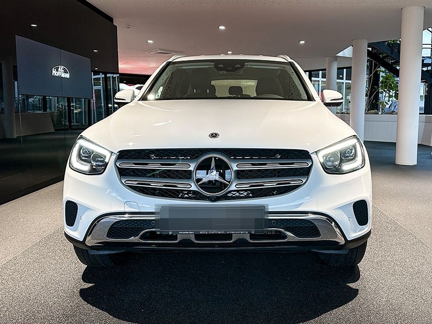 Mercedes-Benz GLC 300 e 4M EXCLUSIVE+OFFROAD+MULTIB+AHK+DISTR foto 3