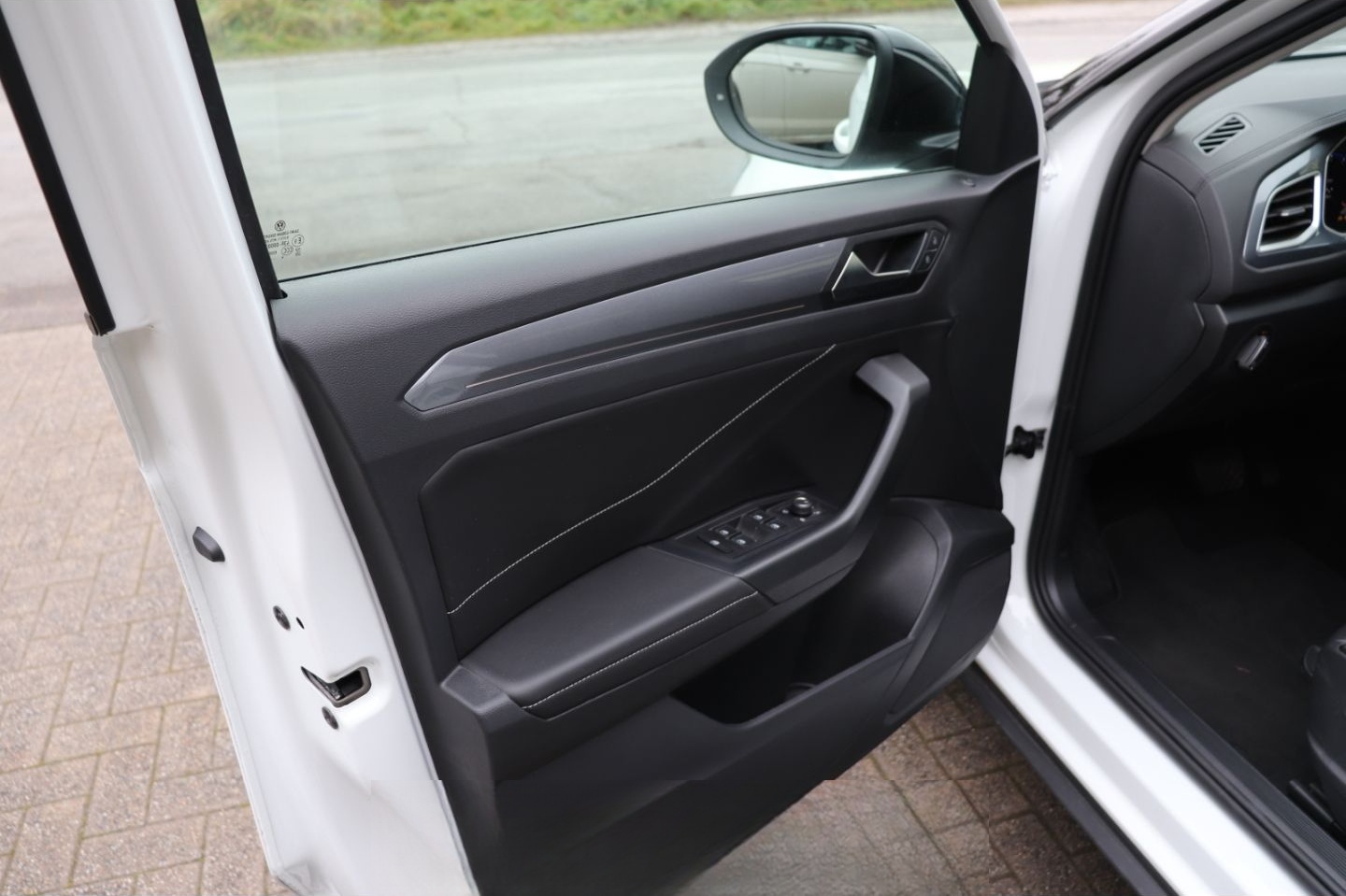 Volkswagen T-Roc Style AHK-abnehmbar Navi Digitales Cockpit foto 5