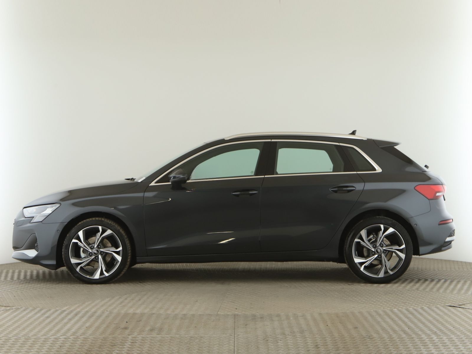Audi A3 Sportback 30 TFSI  advanced LED+RFK+StandH foto 5