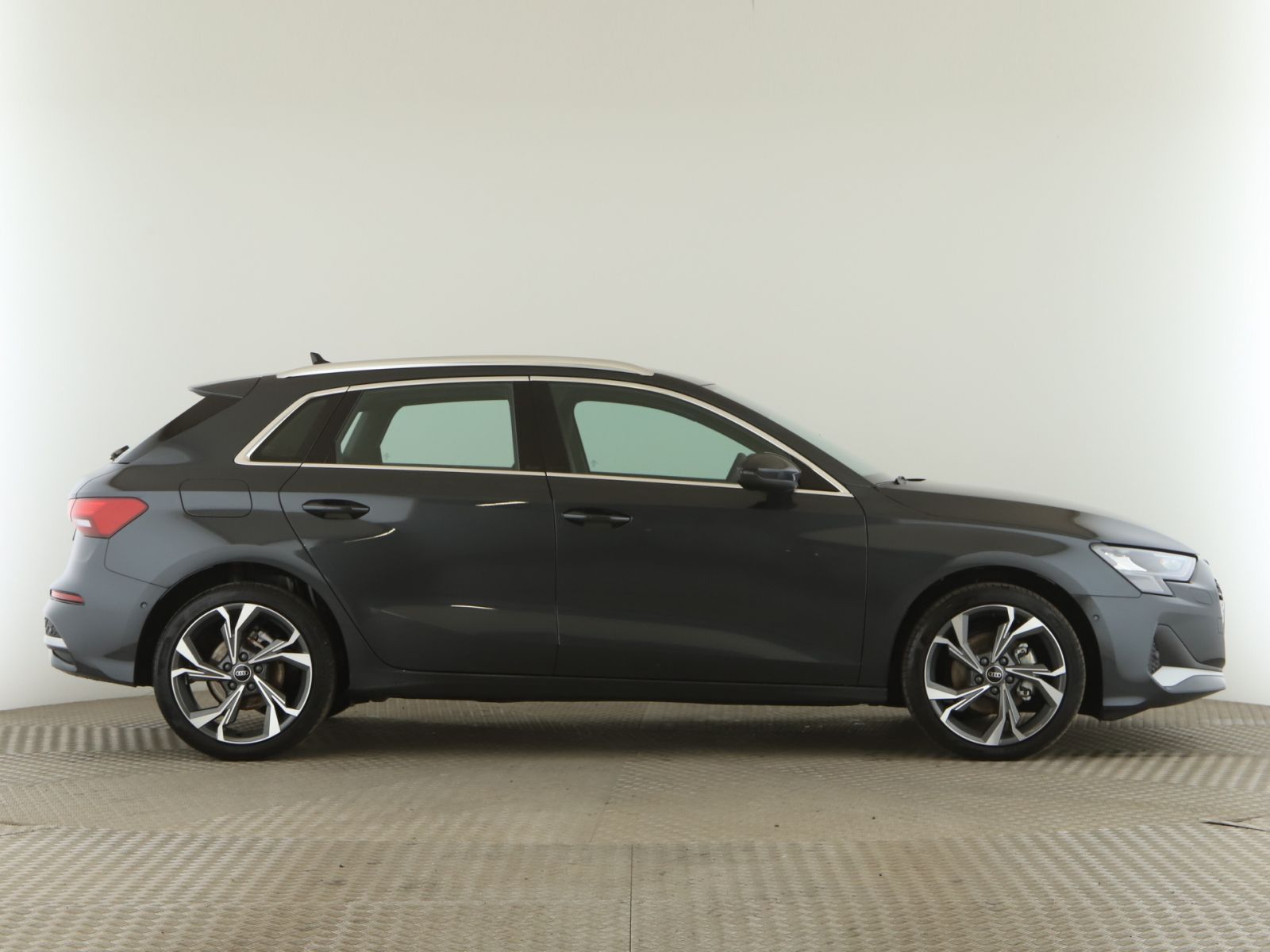 Audi A3 Sportback 30 TFSI  advanced LED+RFK+StandH foto 9