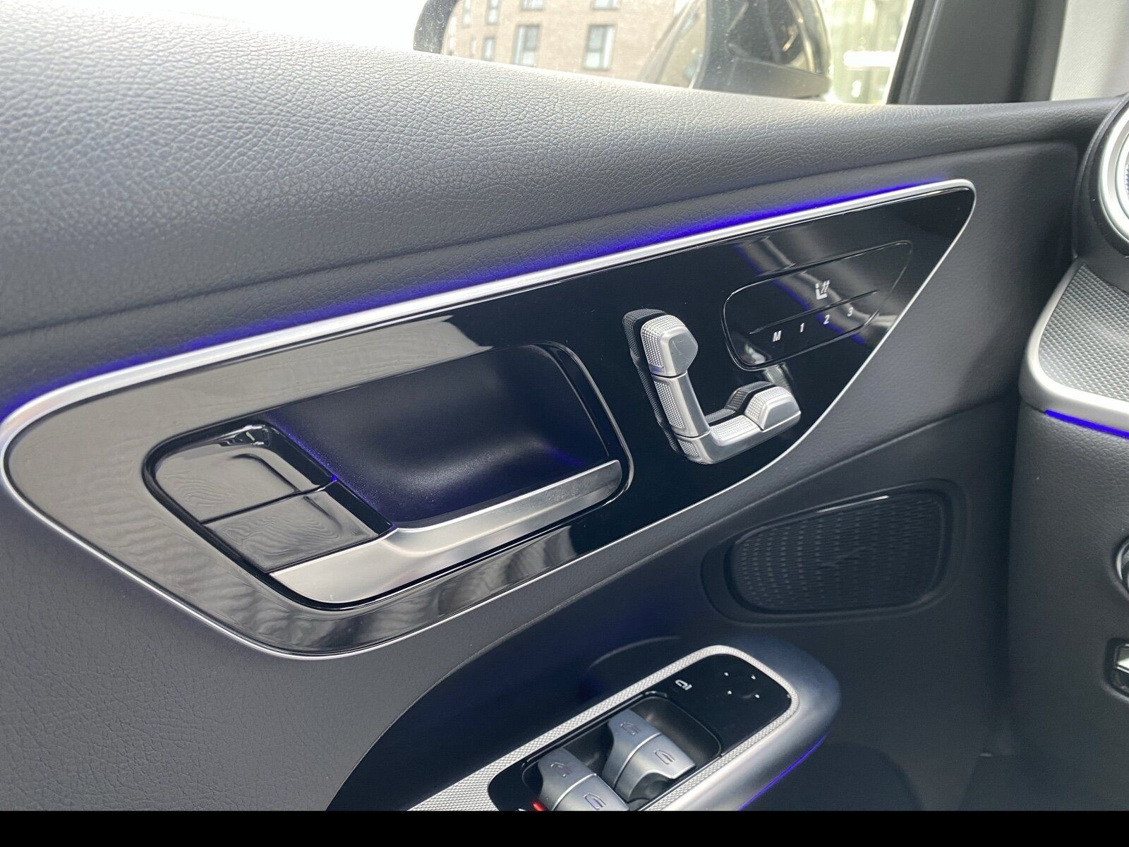 Mercedes-Benz GLC 220 d 4M DISTRONIC/AHK/360°KAM/LED/WINTER foto 18