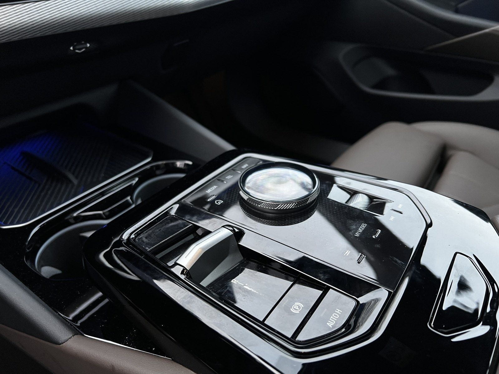 BMW 530e Touring M Sport|AHK|Pano|Head-Up|PA+ foto 13