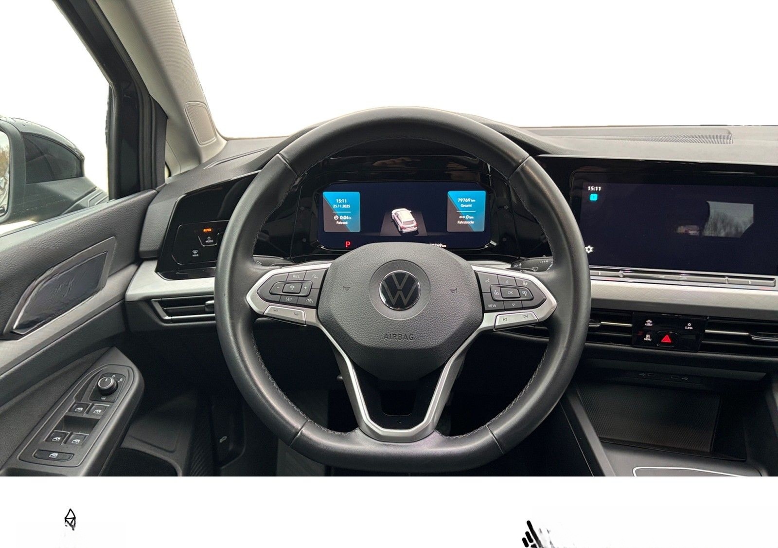 Volkswagen Golf VIII Variant Life 1.0 eTSI DSG NAV PDC SHZ foto 12