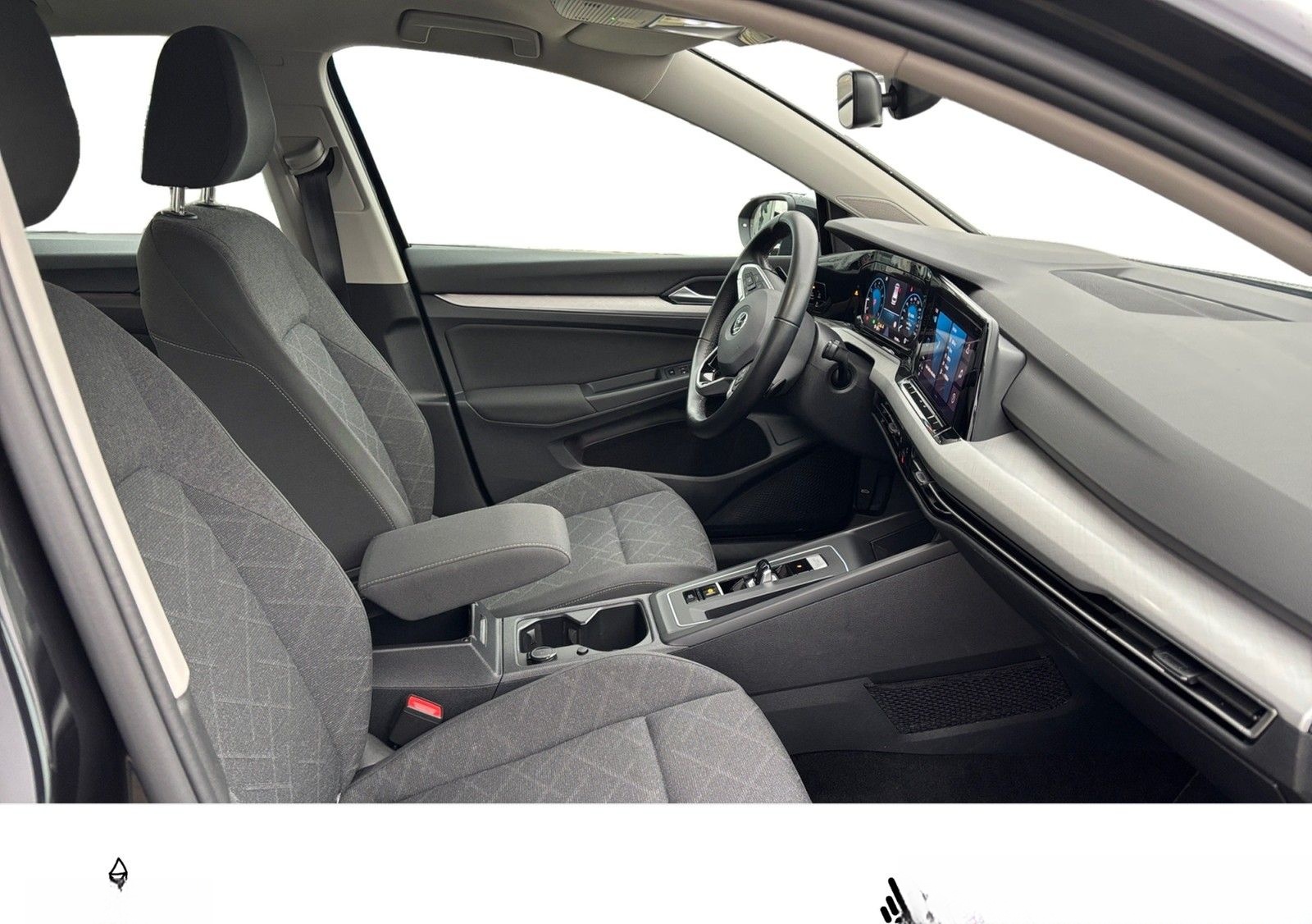 Volkswagen Golf VIII Variant Life 1.0 eTSI DSG NAV PDC SHZ foto 8