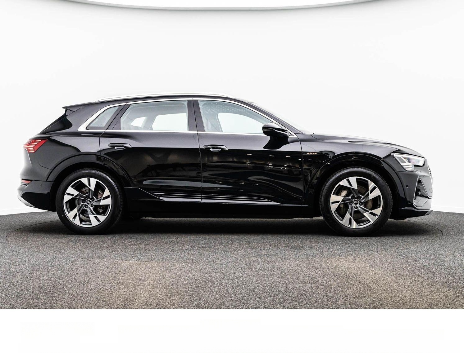 Audi E-TRON 55 S LINE/20Z/MATRIX/ACC/HuD/NACHT/KAMERA foto 8