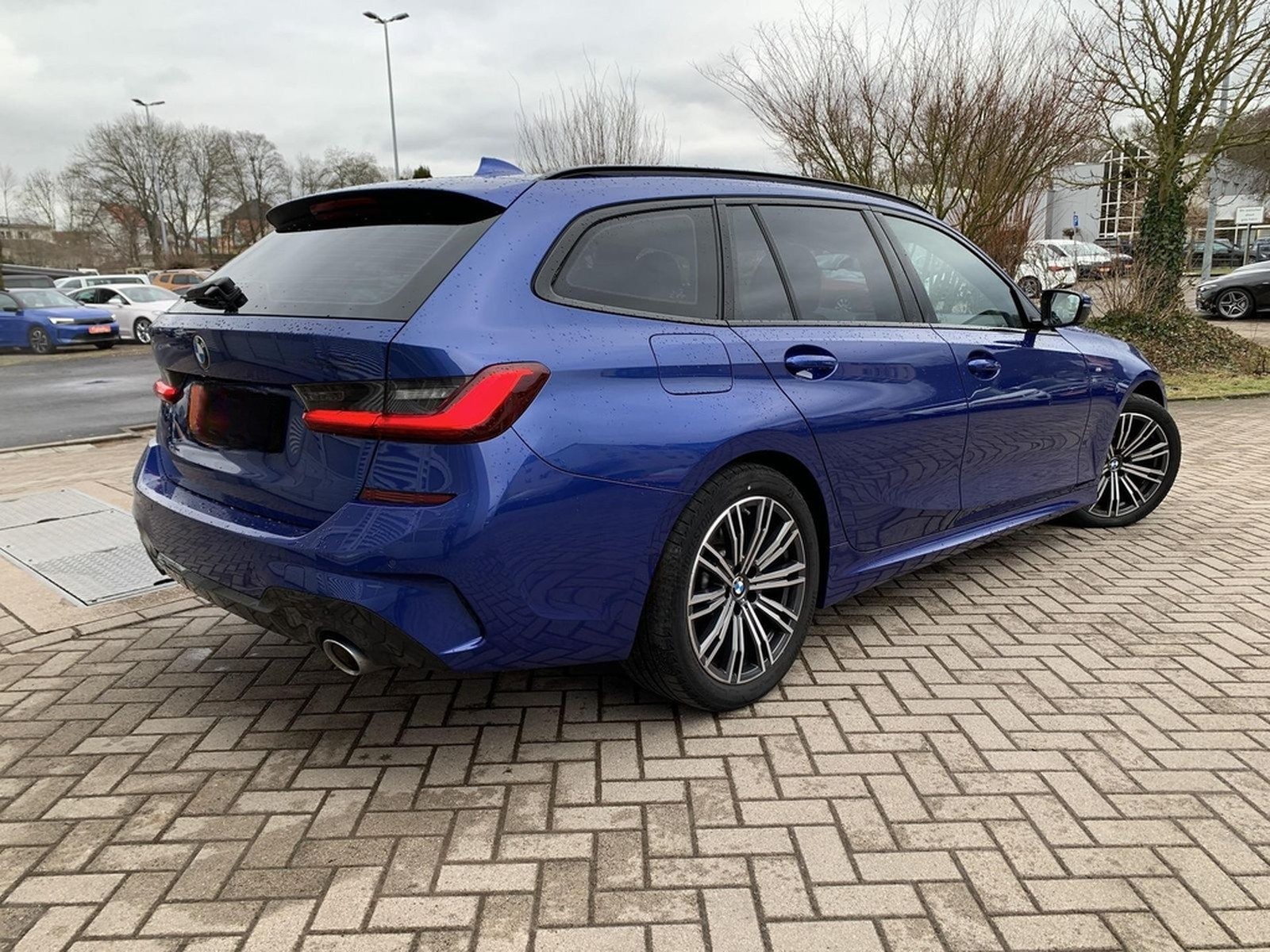 BMW 330i M-Sport ACC+M-Bremse+HiFi+ShadowLine foto 5