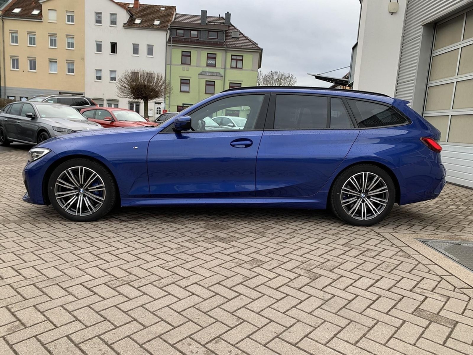 BMW 330i M-Sport ACC+M-Bremse+HiFi+ShadowLine foto 9