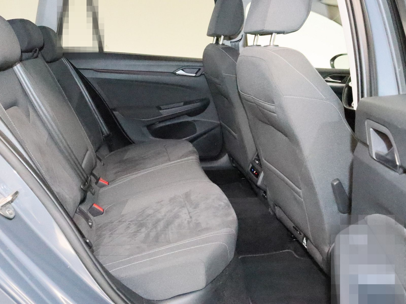 Volkswagen Golf VIII 2.0 TDI Life AHK LED ACC NAVI KAMERA foto 11