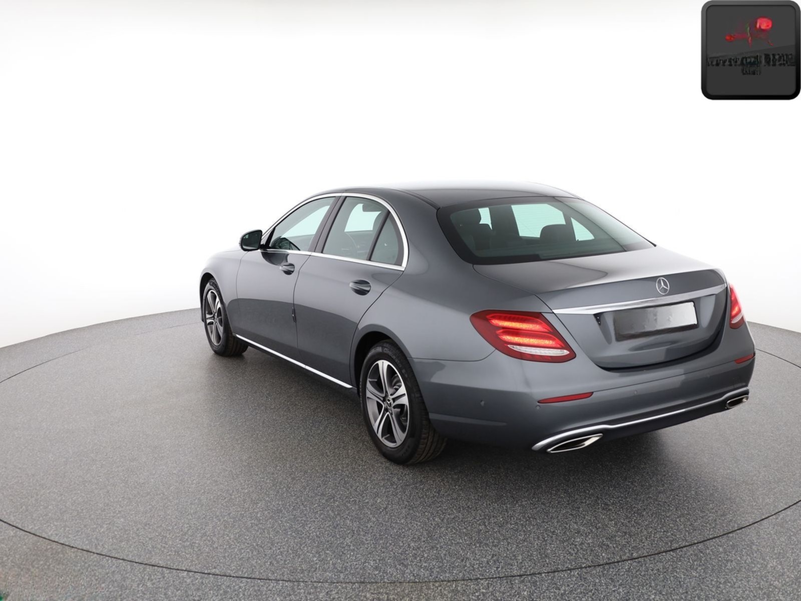 Mercedes-Benz E 200 4M AVANTGARDE KAMERA,TOTWINKEL,SPORTSITZE foto 3