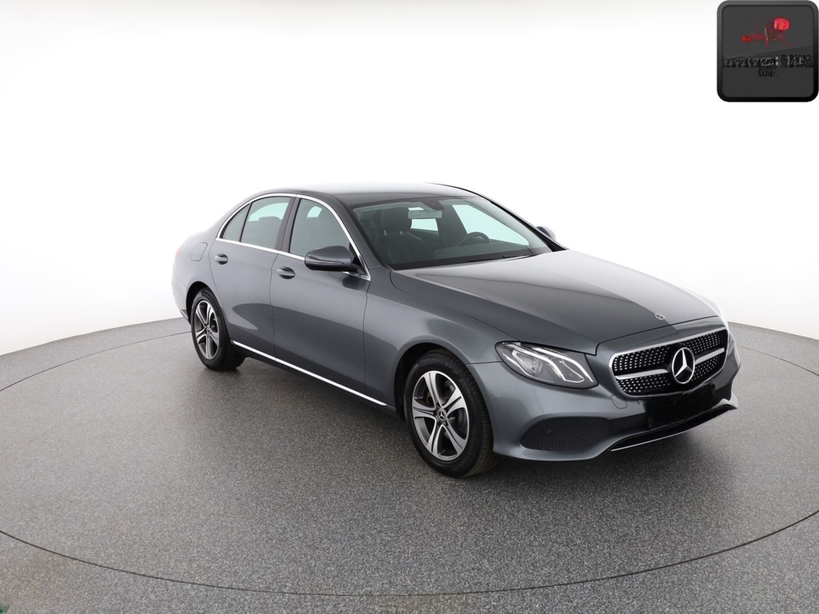 Mercedes-Benz E 200 4M AVANTGARDE KAMERA,TOTWINKEL,SPORTSITZE foto 7